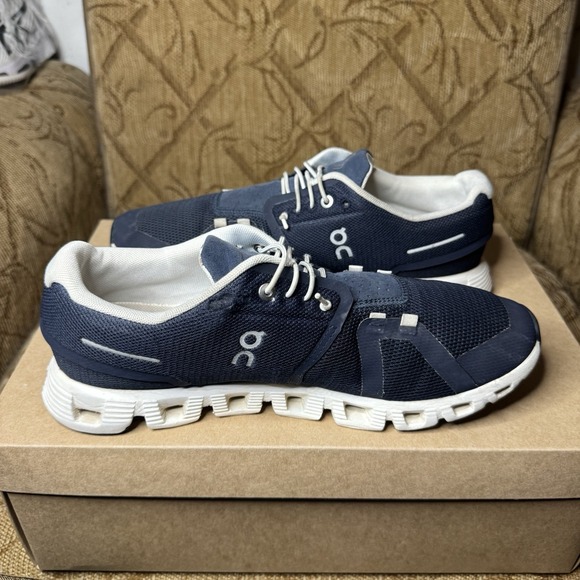 On Cloud 5 Mens Size 8.5‎ Blue White Athletic Running Walking Shoes Sneakers - Picture 2 of 10